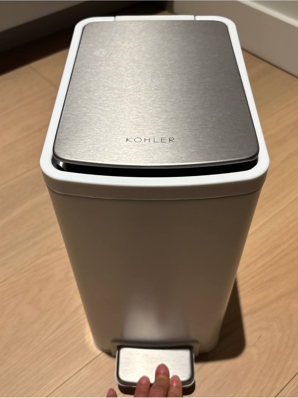 Kohler White Step Trash Can with Pedal - Home Bath - Picture 15 of 16